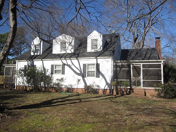 3rd image of 606 Rose Hill Ave