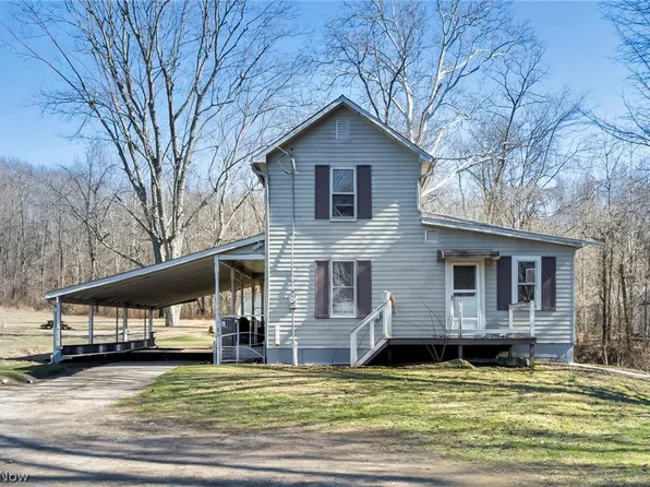 10200 N River Rd, Dresden, OH 43821