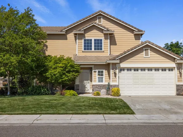 5301 Darpinian Ct, Riverbank, CA 95367