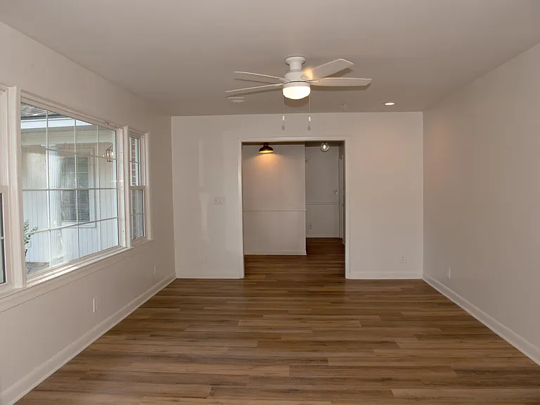 1203 Calais Dr — Photo 5