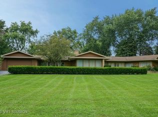 1560 Dunbar Rd, Inverness, IL 60067