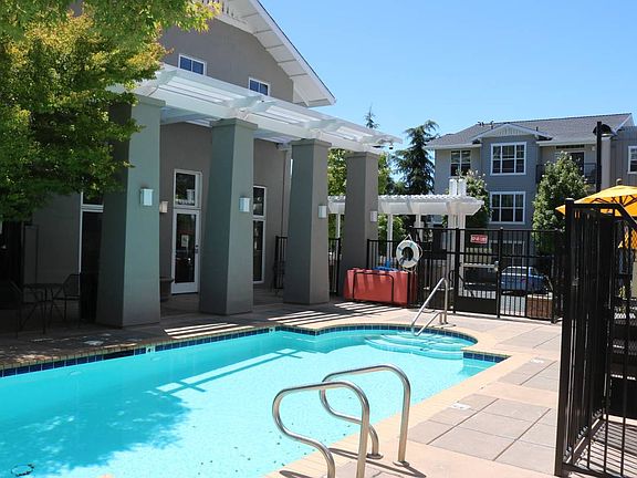 2nd image of 3589 Round Barn Blvd #3-103