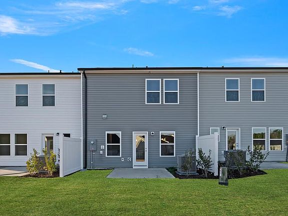 4th image of 520 Eversden Dr
