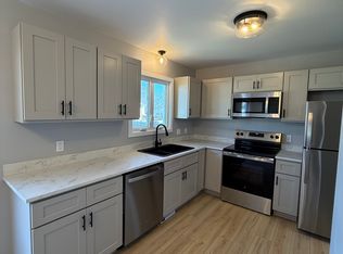 821-823 Wildwood Rd #821, Waterloo, IA 50702