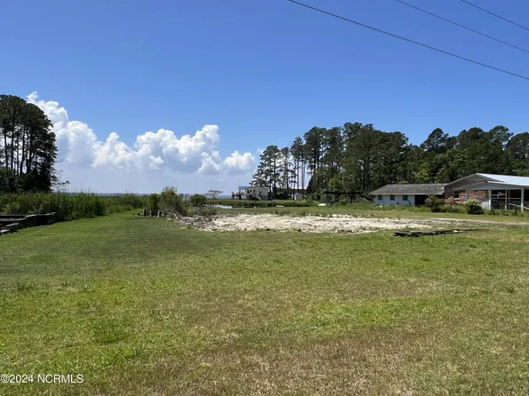 287 Old Pamlico Beach Road W, Belhaven, NC 27810