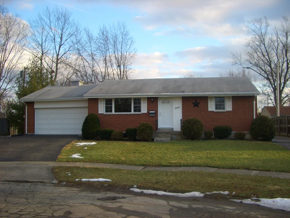 1st image of 806 Sequoia Ct