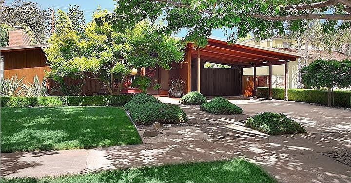 Classic Mid-Century with class