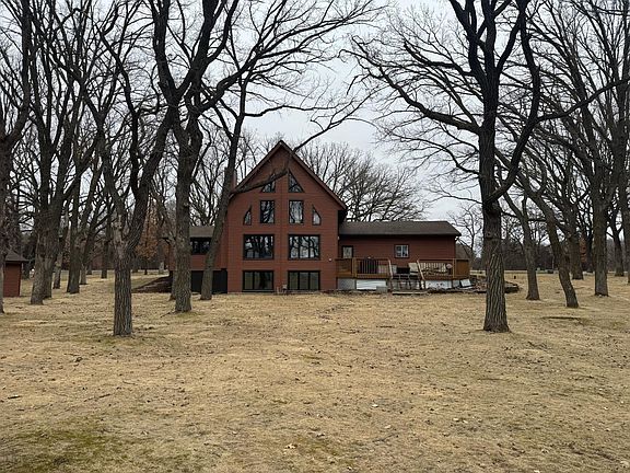 3rd image of 11767 Bayview Rd
