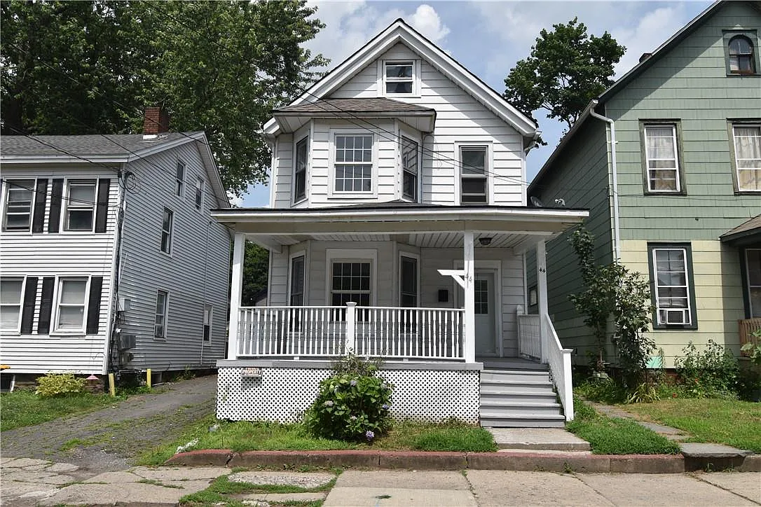44 Hammond Street photo 1