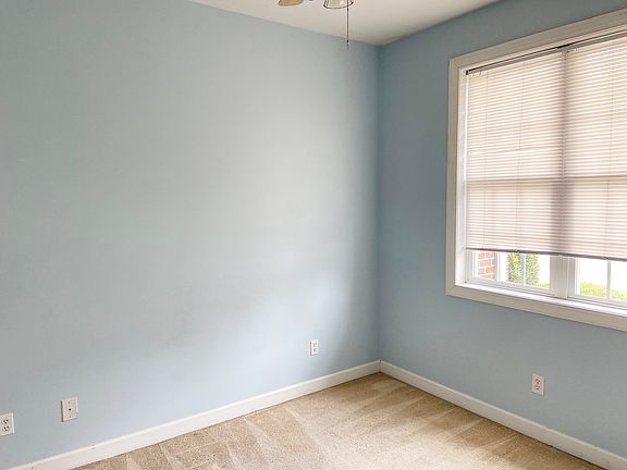 2nd image of 5006 Carleton Dr Unit 157-1