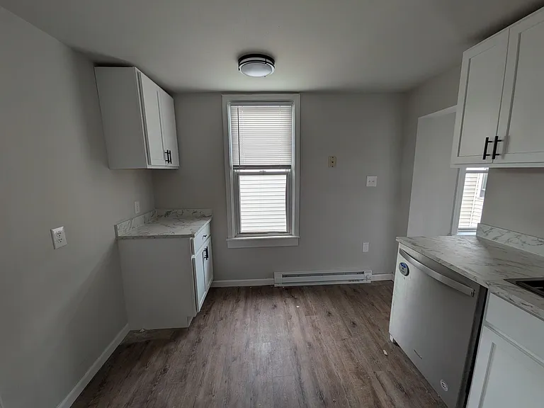 425 N Hanover St #2 — Photo 5