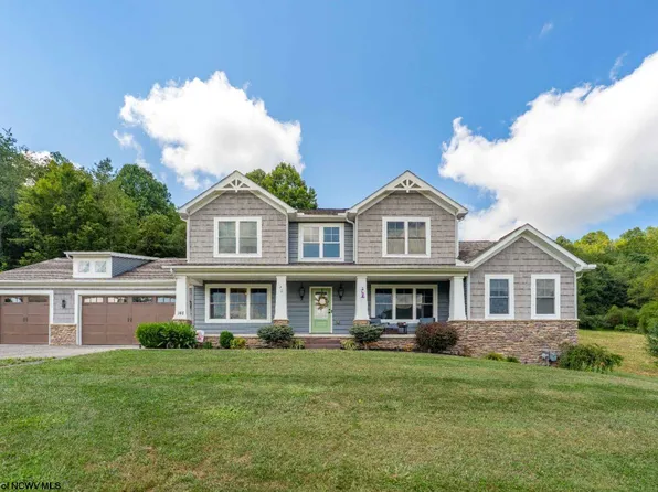 148 Orvis Dr, Bridgeport, WV 26330