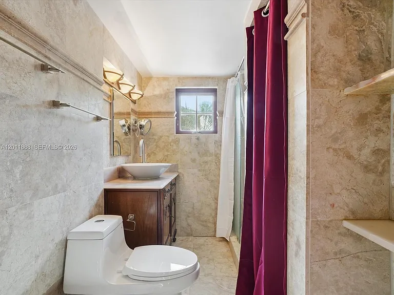 1137 Asturia Ave — Photo 47