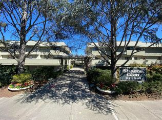 2407 Sharon Rd, Menlo Park, CA 94025