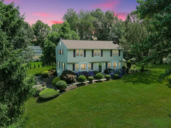 14 High Rise Road, Danbury, CT 06811