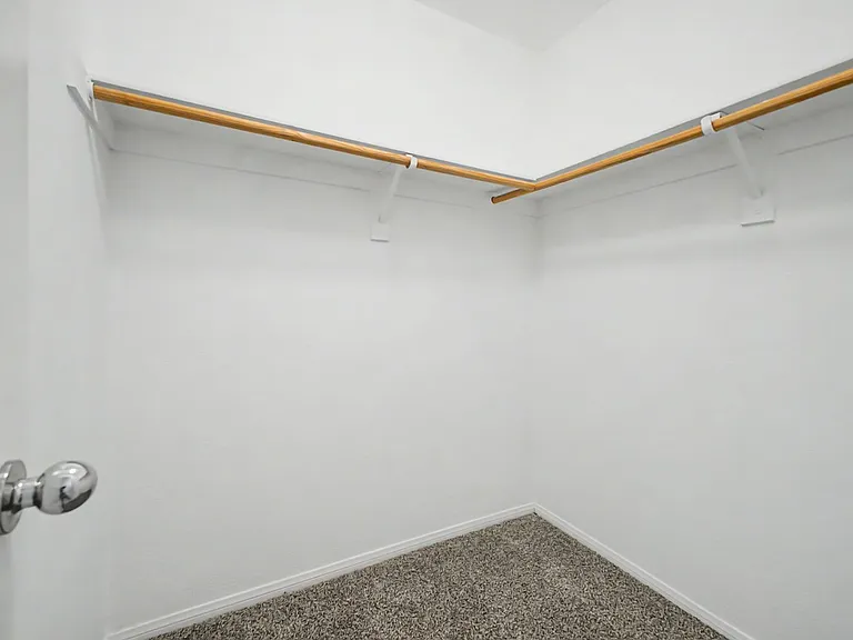 6077 Aripeka St — Photo 18
