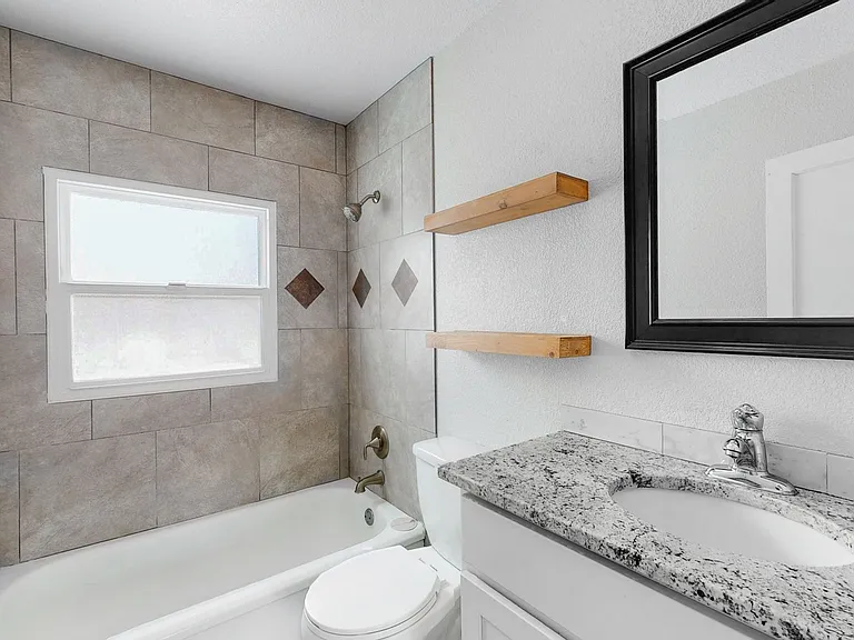 1770 Willow St — Photo 22