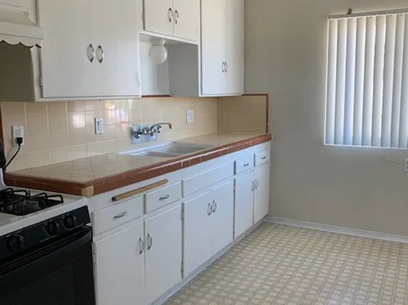 1135 E Lexington Ave, El Cajon, CA 92019
