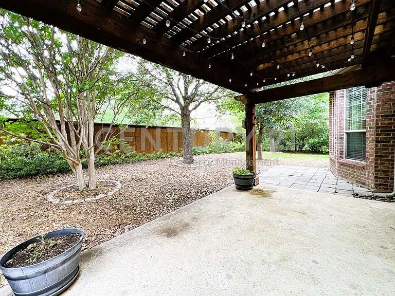 12481 Pleasant Hill Ln — Photo 33