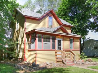2017 2nd St E UNIT 1, Menomonie, WI 54751