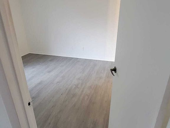 2nd image of 4720 Walden Cir #1