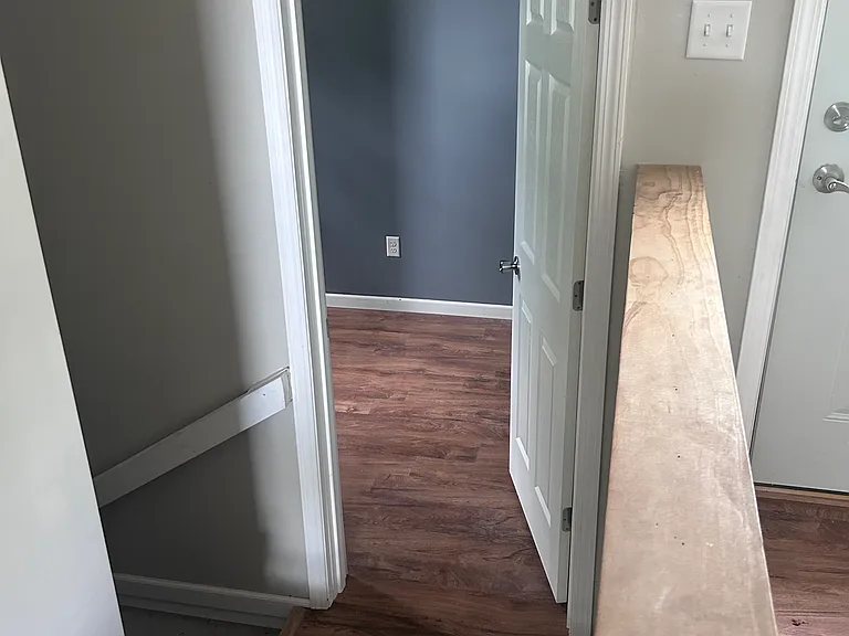 616 Grand St — Photo 10