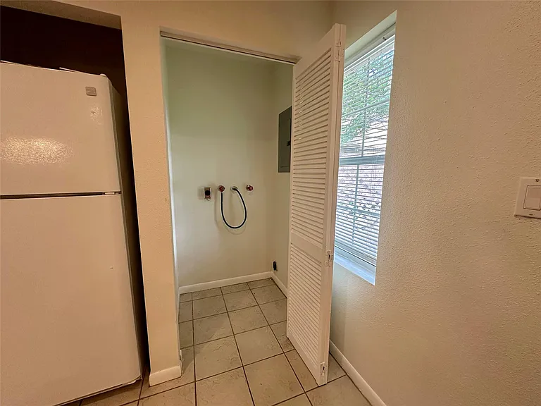 5720 Parwill St #1 — Photo 14