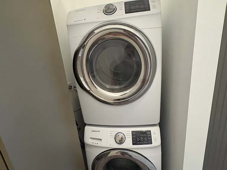 1513 N Western Ave #204 — Photo 7