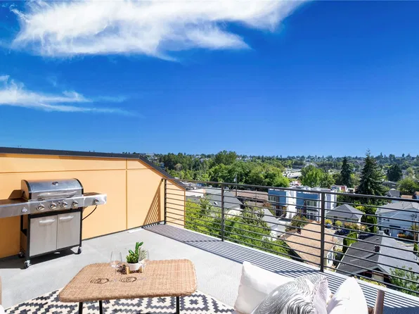 1546 Sturgus Avenue S, Seattle, WA 98144