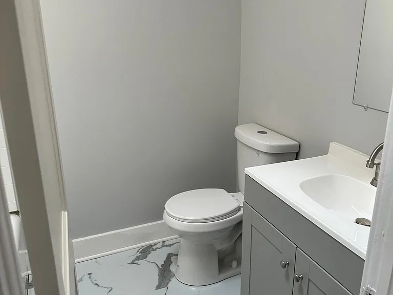 1102 Woodheights Ave — Photo 19