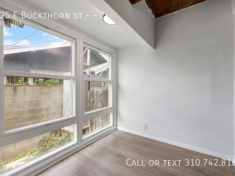 125 E Buckthorn St #2 — Photo 7