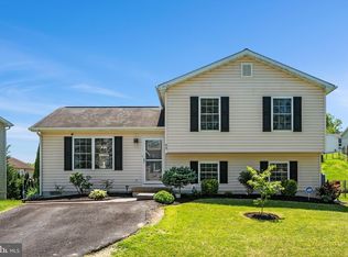 93 Orion Pl, Martinsburg, WV 25404