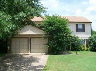 417 Knoll Wood Ct, Euless, TX 76039