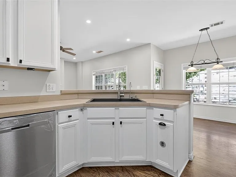 28 Stonehenge Ct — Photo 20