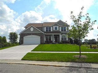 27849 Blossom Valley Ct, New Hudson, MI