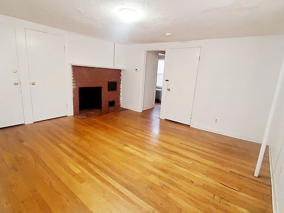 2nd image of 1-3 Pearl St #1