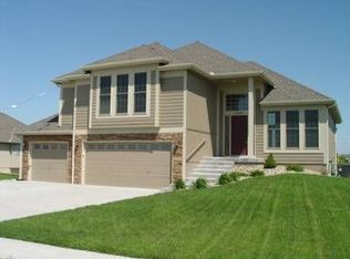 11221 N Madison Ave, Kansas City, MO 64155