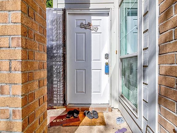 3rd image of 8934 Benning Dr