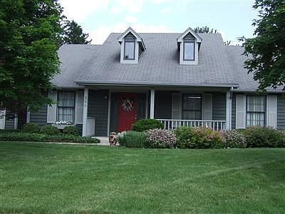 1st image of 200 Fivepines Ct