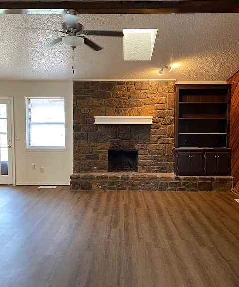 2100 Castle Rock — Photo 9