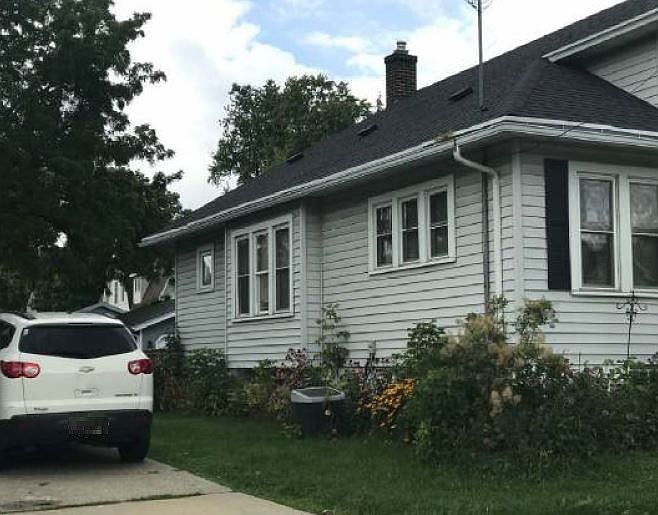 2nd image of 901 Christiana St
