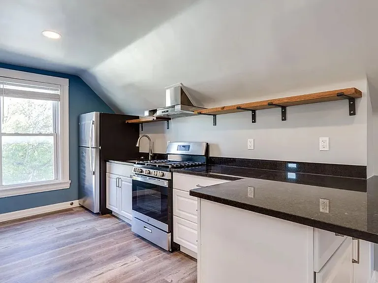 4326 Brownway Ave #3 — Photo 9