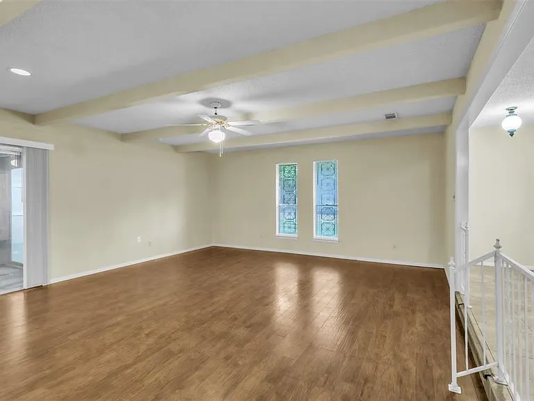 4908 Inverness Ave — Photo 6