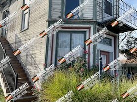 201 1/2 N Main St, Farmland, IN