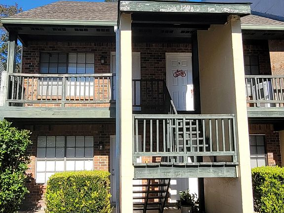 4th image of 120 N Meyers Dr