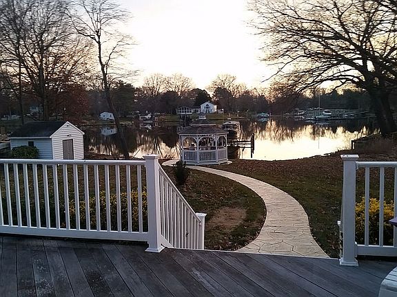 2nd image of 408 Cove Rd