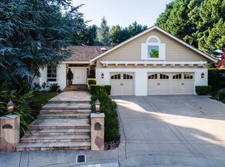 35 Buckingham Ct, Hillsborough, CA 94010