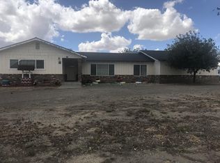 612 N 5th Ave, Avenal, CA 93204