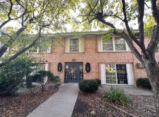 930 Westbrooke Way APT 5, Hopkins, MN 55343