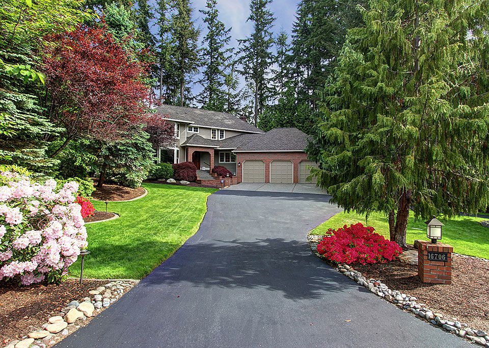 1st image of 16706 NE 169th Ct